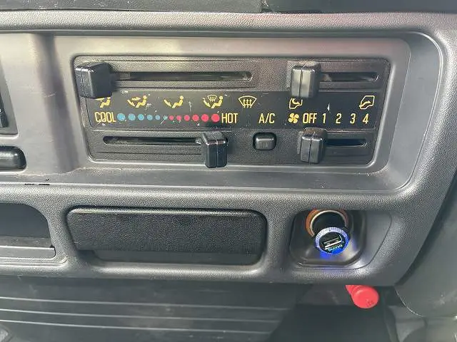 マツダ タイタン PB-LKR81A(2WD)の写真46