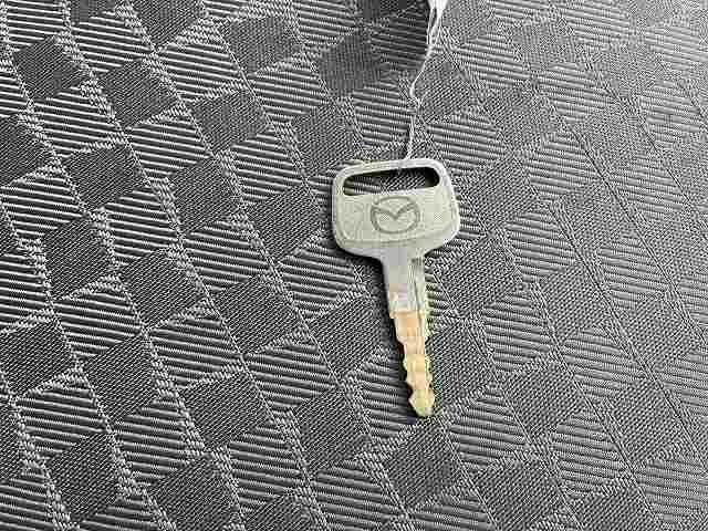 マツダ タイタン PB-LKR81A(2WD)の写真48