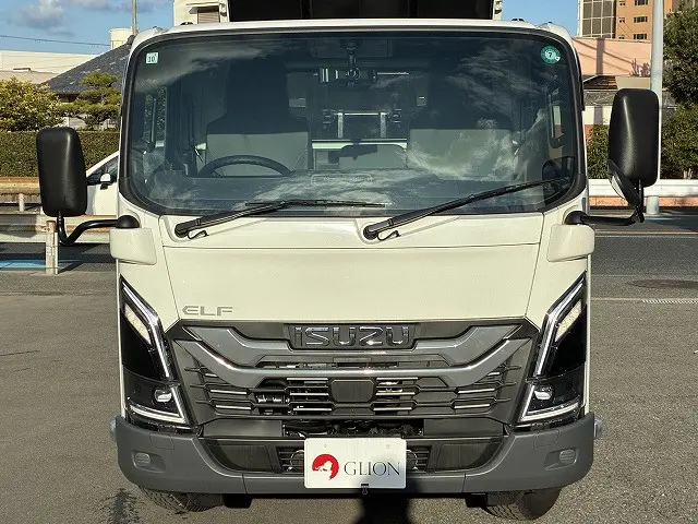 いすゞ エルフ 2RG-NKR88AT(2WD)の写真2