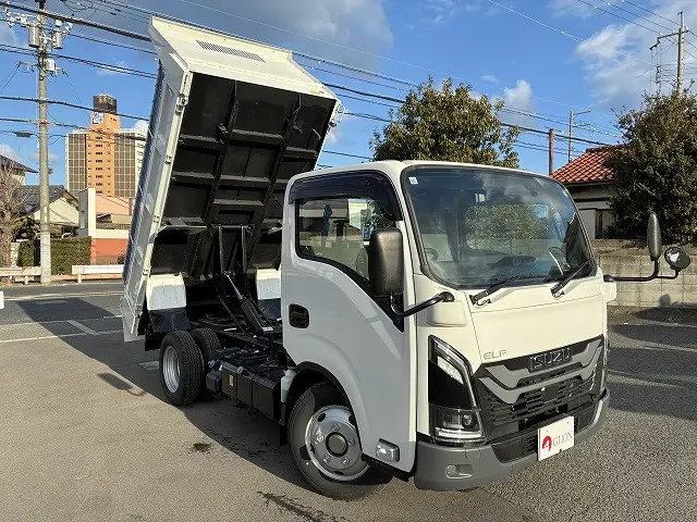 いすゞ エルフ 2RG-NKR88AT(2WD)の写真3