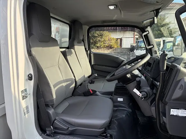 いすゞ エルフ 2RG-NKR88AT(2WD)の写真31