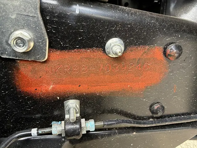 いすゞ エルフ 2RG-NKR88AT(2WD)の写真46