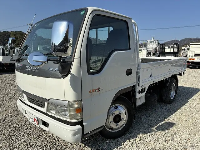 いすゞ エルフ KR-NKR81E(2WD)の写真1