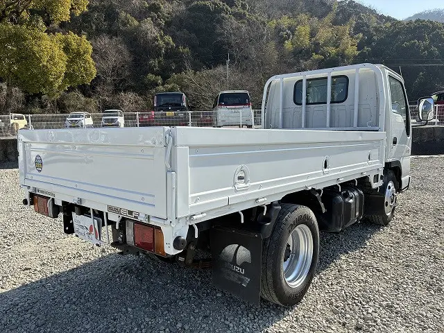 いすゞ エルフ KR-NKR81E(2WD)の写真26
