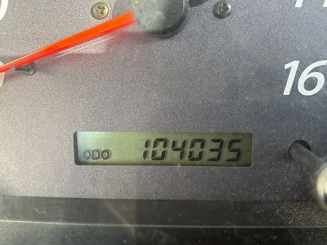 いすゞ エルフ KR-NKR81E(2WD)の写真35