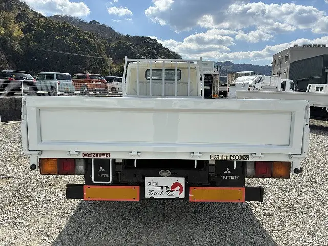 三菱 キャンター KK-FE83EEY(2WD)の写真7