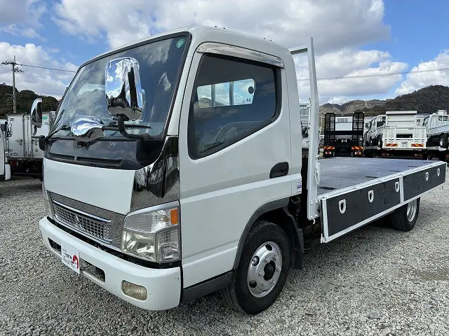 三菱 キャンター KK-FE83EEY(2WD)の写真9