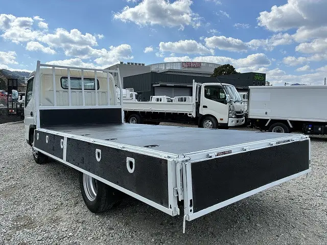 三菱 キャンター KK-FE83EEY(2WD)の写真13