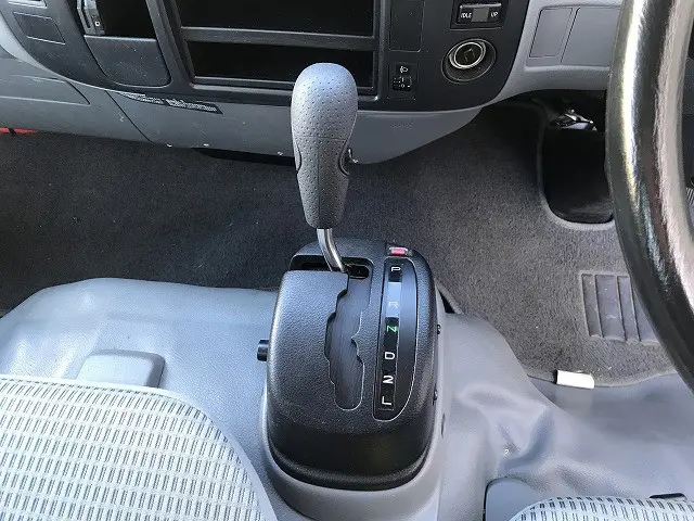 トヨタ トヨエース QDF-KDY231(2WD)の写真24