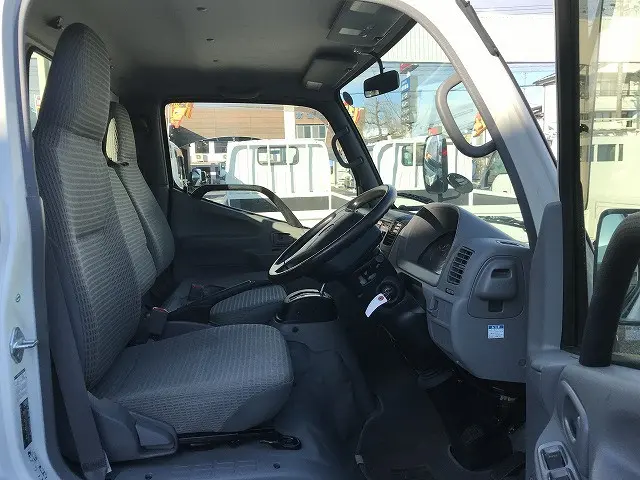 トヨタ トヨエース QDF-KDY231(2WD)の写真29