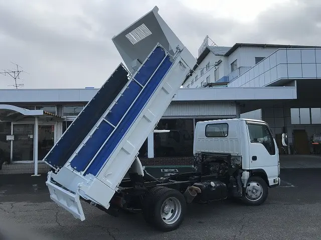 いすゞ エルフ TKG-NJR85AD(2WD)の写真6