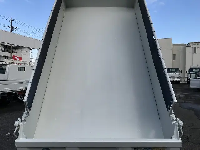 いすゞ エルフ TKG-NJR85AD(2WD)の写真20