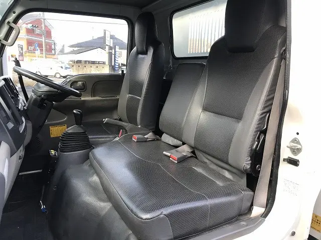 いすゞ エルフ TKG-NJR85AD(2WD)の写真41