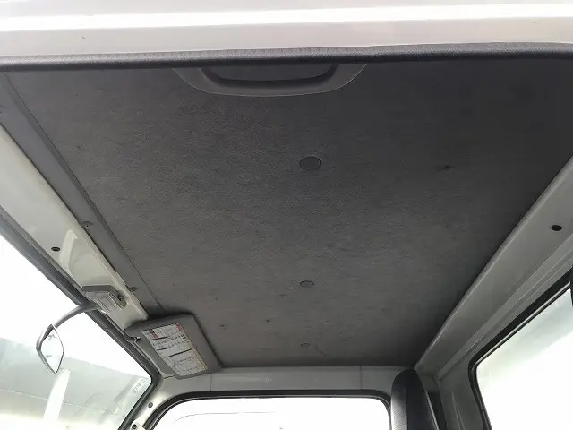 いすゞ エルフ TKG-NJR85AD(2WD)の写真42