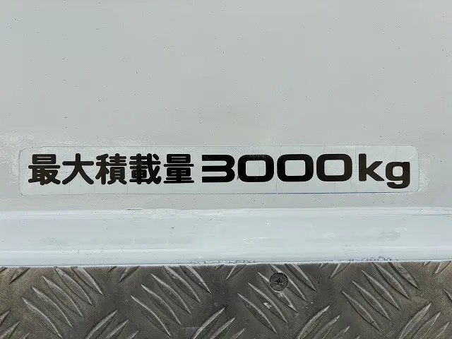いすゞ エルフ TRG-NKR85A(2WD)の写真41