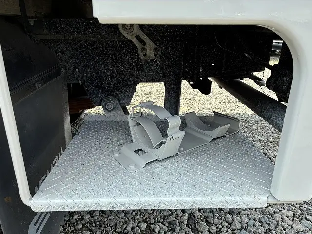 いすゞ エルフ TRG-NKR85A(2WD)の写真42