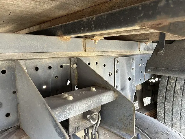 いすゞ エルフ TRG-NKR85A(2WD)の写真43