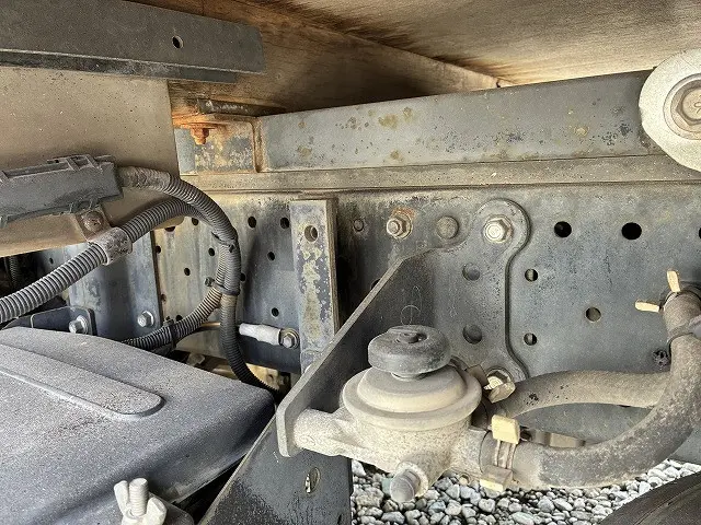 いすゞ エルフ TRG-NKR85A(2WD)の写真44