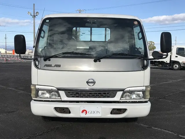 日産 アトラス KR-APR81PR(2WD)の写真2