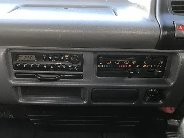 日産 アトラス KR-APR81PR(2WD)の写真27