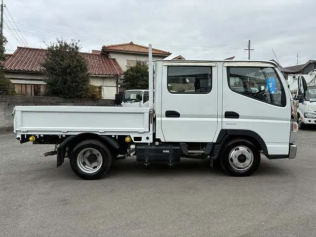 三菱 キャンター 2RG-FBA20(2WD)の写真5