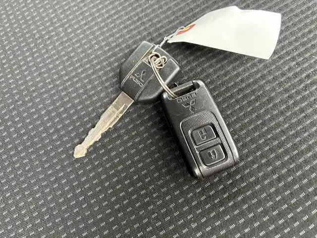 三菱 キャンター 2RG-FBA20(2WD)の写真49