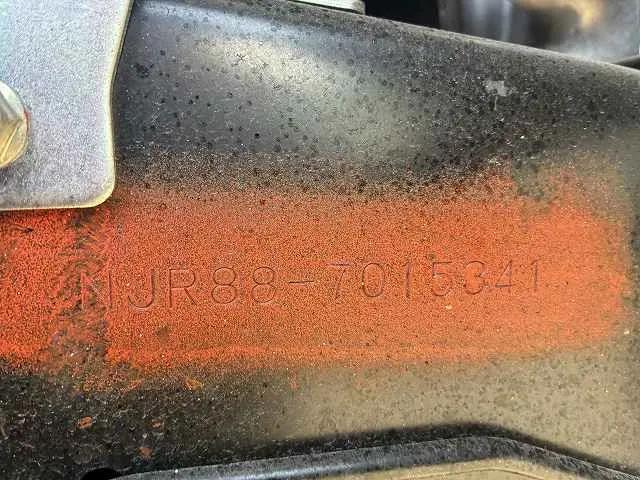 いすゞ エルフ 2TG-NJR88AF(2WD)の写真18