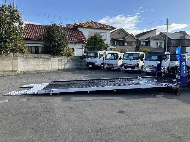 日野 デュトロ 2RG-XZU722M(2WD)の写真10