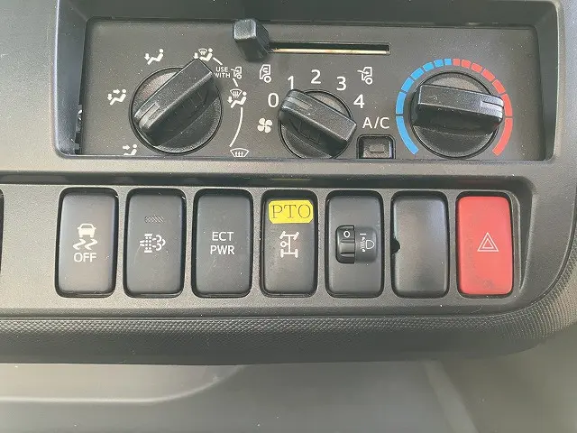 日野 デュトロ 2RG-XZU722M(2WD)の写真39