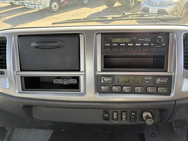 日野 レンジャー TKG-FC7JJAA(2WD)の写真40