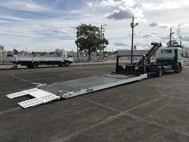 三菱 キャンター 2PG-FEB80(2WD)の写真8