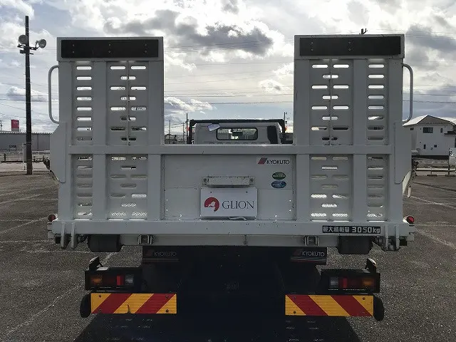 三菱 キャンター 2PG-FEB80(2WD)の写真14