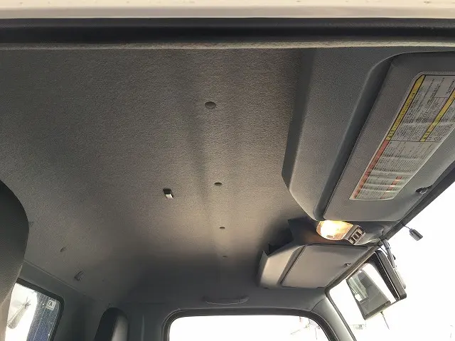 三菱 キャンター 2PG-FEB80(2WD)の写真37