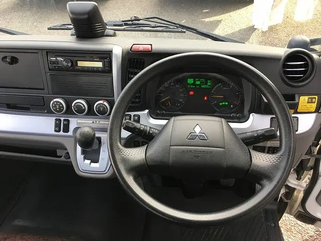 三菱 キャンター 2PG-FEB80(2WD)の写真43