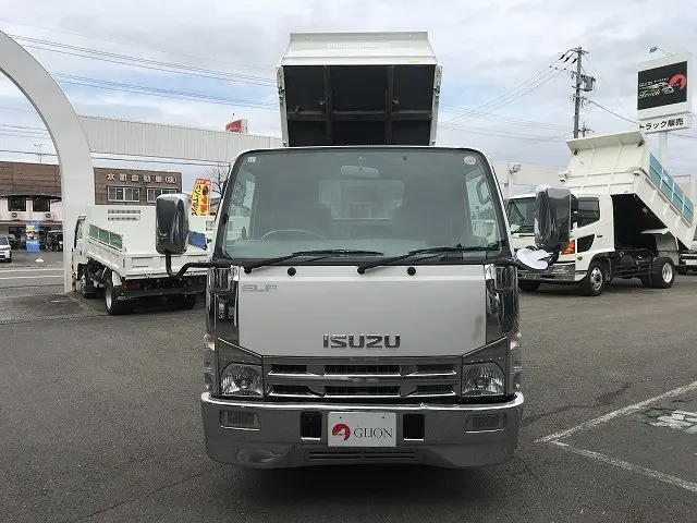 いすゞ エルフ SKG-NJR85AD(2WD)の写真2
