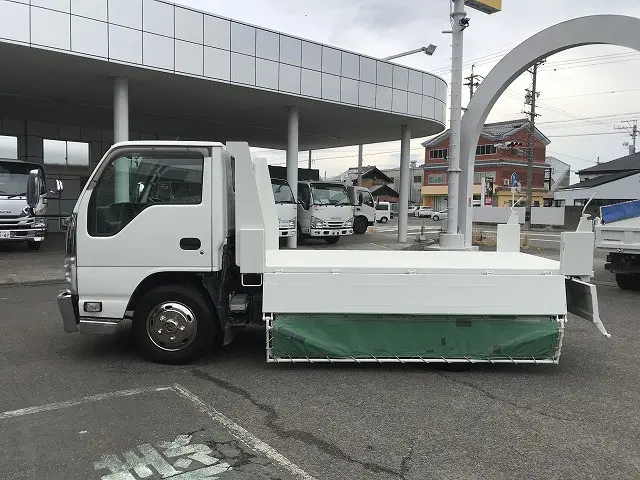 いすゞ エルフ SKG-NJR85AD(2WD)の写真22