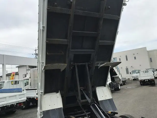 いすゞ エルフ SKG-NJR85AD(2WD)の写真38