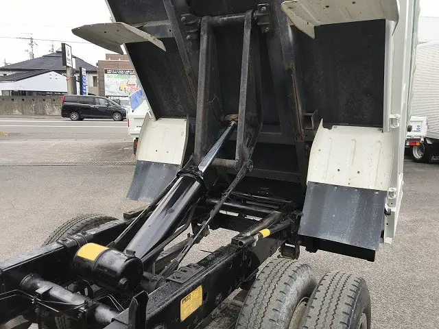 いすゞ エルフ SKG-NJR85AD(2WD)の写真40