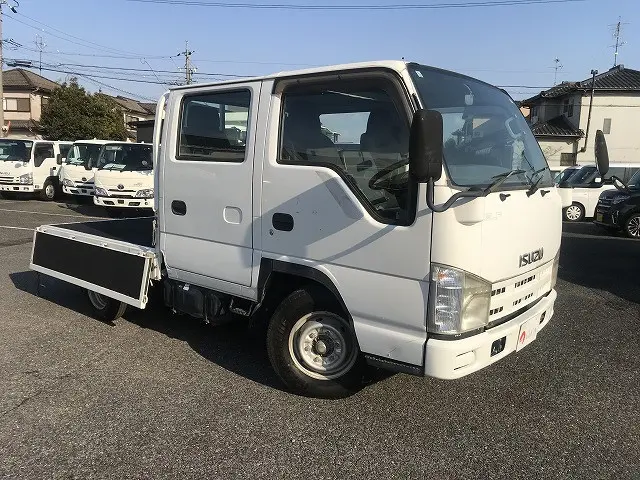 いすゞ エルフ BKG-NHR85A(2WD)の写真10