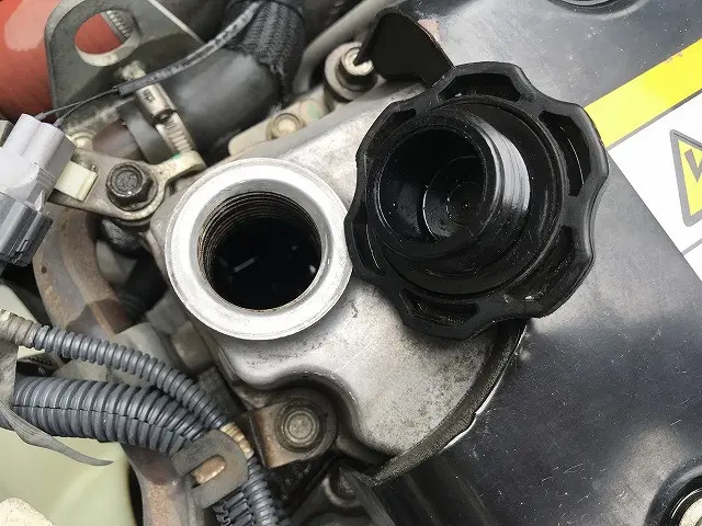 いすゞ フォワード TKG-FRR90S1(2WD)の写真24