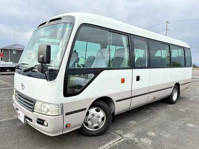 トヨタ コースター PDG-XZB50(2WD)の写真1