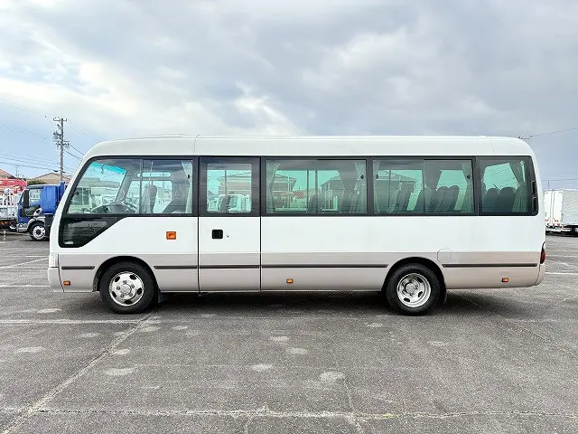 トヨタ コースター PDG-XZB50(2WD)の写真4