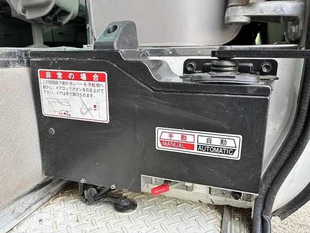 トヨタ コースター PDG-XZB50(2WD)の写真31