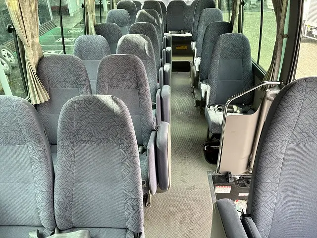 トヨタ コースター PDG-XZB50(2WD)の写真41