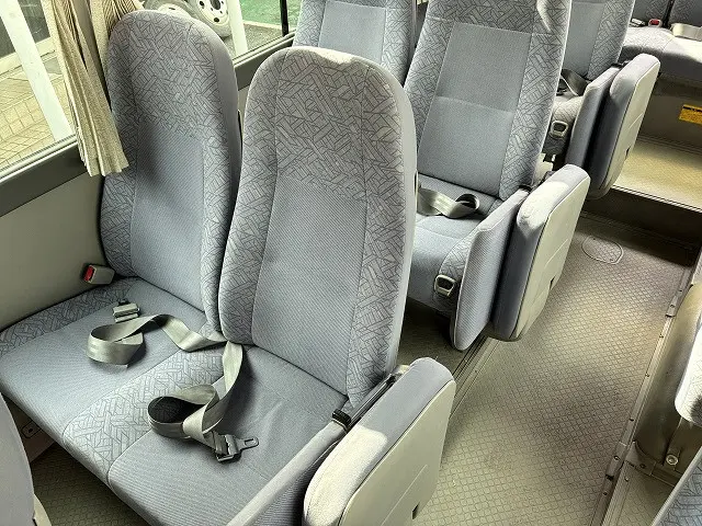 トヨタ コースター PDG-XZB50(2WD)の写真43