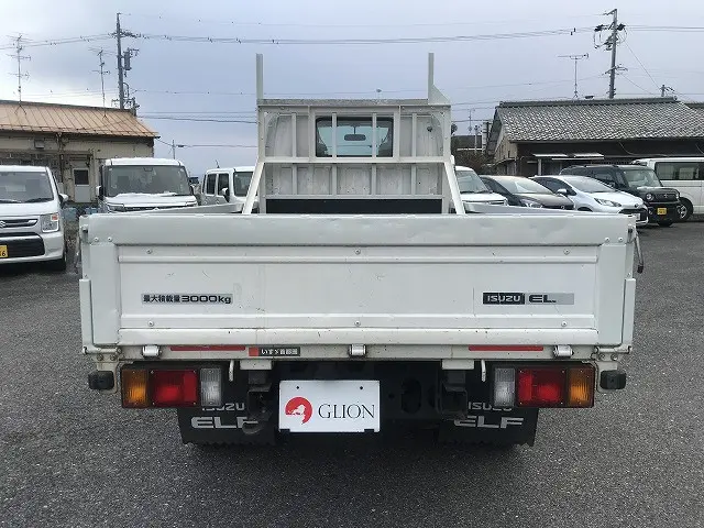 いすゞ エルフ TRG-NKR85A(2WD)の写真5