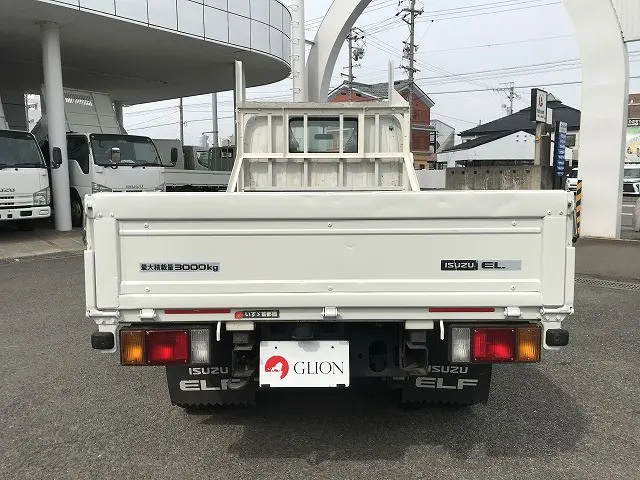いすゞ エルフ TRG-NKR85A(2WD)の写真5