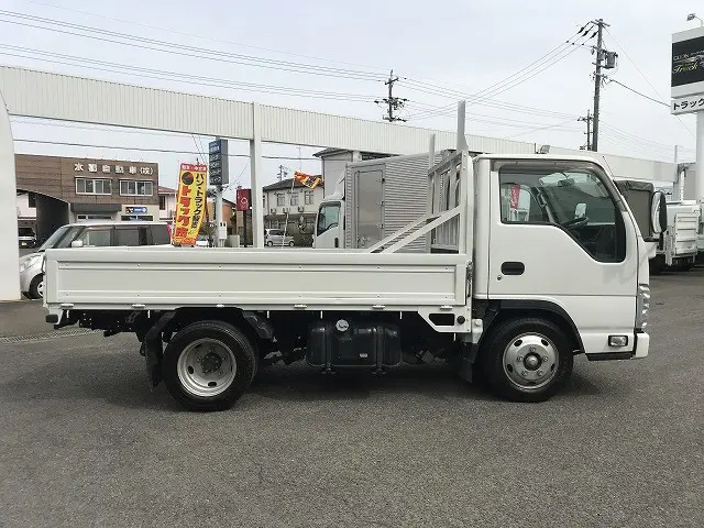 いすゞ エルフ TRG-NKR85A(2WD)の写真8