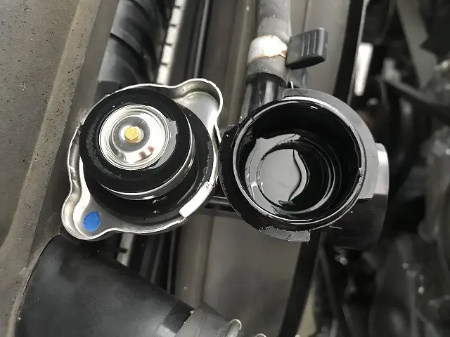 いすゞ エルフ TRG-NKR85A(2WD)の写真23