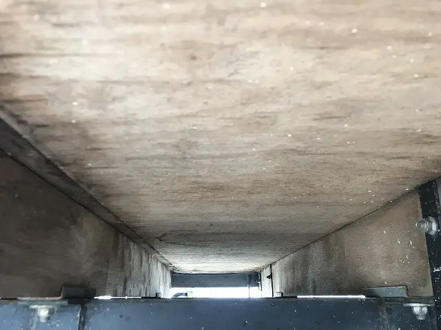 いすゞ エルフ TRG-NKR85A(2WD)の写真41